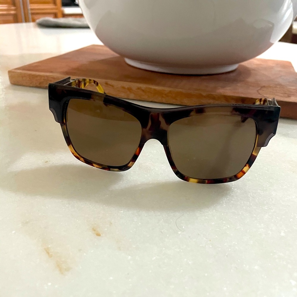 Women’s sunglasses